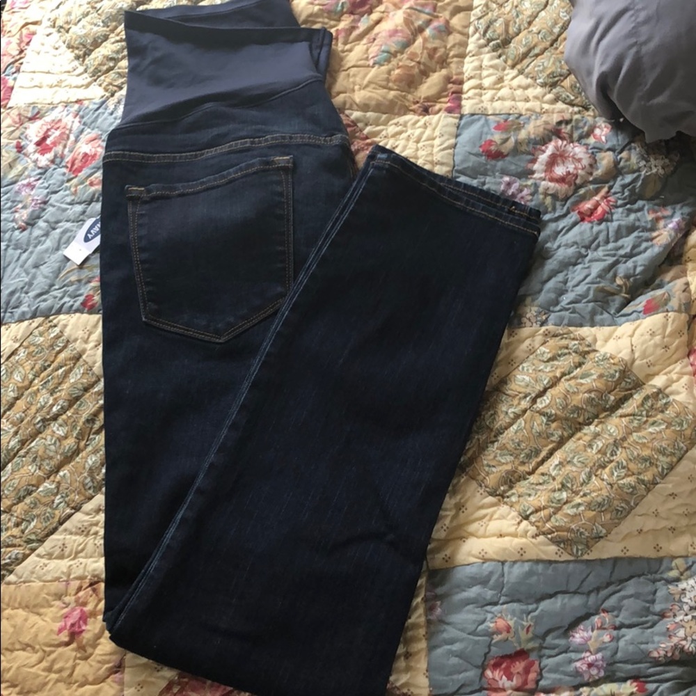 NWT Old Navy maternity jeans size 14